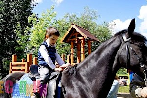 Частный детский сад "Светлячок"