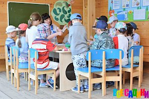Городские летние лагеря сети садов "Академическая гимназия" для детей от 1 до 7 лет