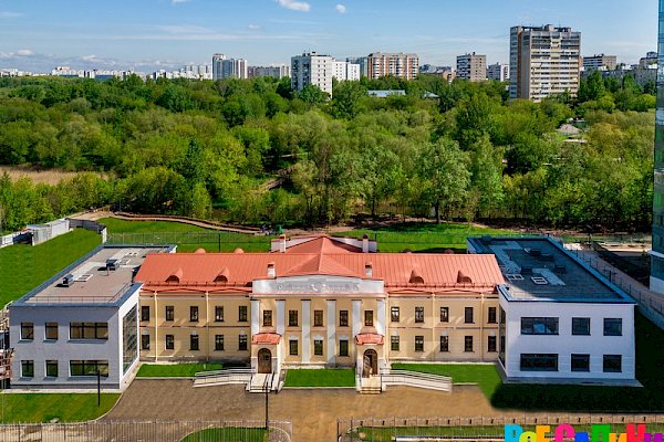 Билингвальный частный детский сад "Brookes LIFE" (Свиблово, м.Ботанический сад)