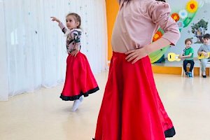 Тропинки (ранее Детские занятия и кружки в "Тропинках")
